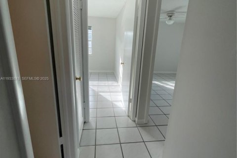 Copropriété à louer à Delray Beach, Floride: 2 chambres, 85.47 m2 № 1992889 - photo 14