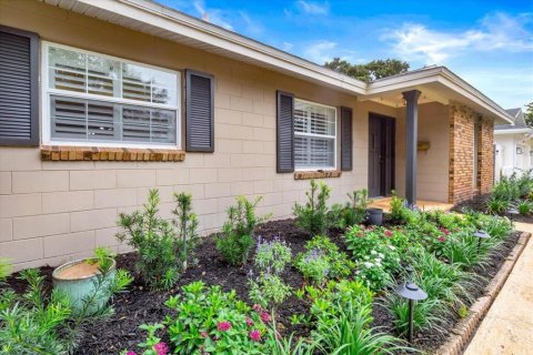 Casa en venta en Winter Park, Florida, 4 dormitorios, 214.79 m2 № 2151859 - foto 4