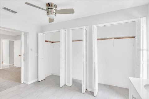 Casa en venta en Winter Park, Florida, 4 dormitorios, 214.79 m2 № 2151859 - foto 17