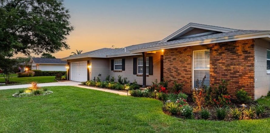 Casa en Winter Park, Florida 4 dormitorios, 214.79 m2 № 2151859