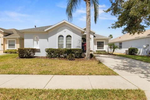 Villa ou maison à vendre à Haines City, Floride: 4 chambres, 181.72 m2 № 1677852 - photo 1