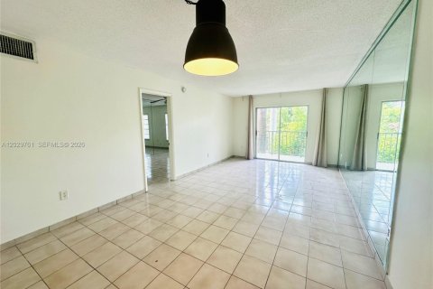 Купить кондоминиум в Майами-Бич, Флорида 1 спальня, 69.68м2, № 2083103 - фото 8