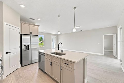 House in Ocala, Florida 4 bedrooms, 164.44 sq.m. № 2347946 - photo 9