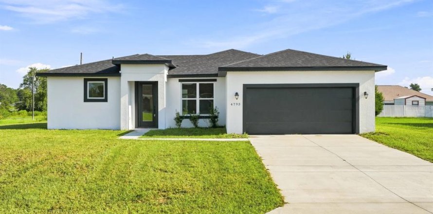 House in Ocala, Florida 4 bedrooms, 164.44 sq.m. № 2347946