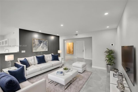 Купить кондоминиум в Бей-Харбор-Айлендс, Флорида 2 спальни, 144.46м2, № 2043520 - фото 3