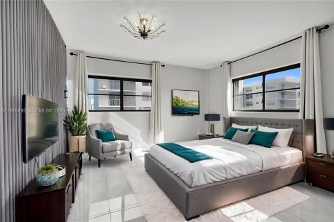 Купить кондоминиум в Бей-Харбор-Айлендс, Флорида 2 спальни, 144.46м2, № 2043520 - фото 8