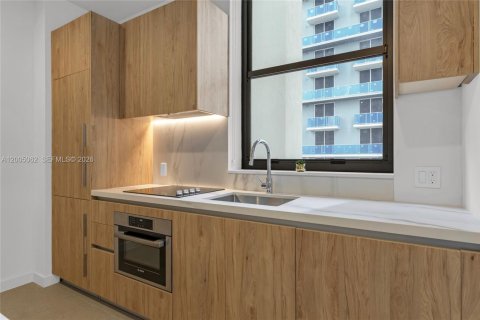 Copropriété à louer à Miami, Floride: 2 chambres, 75.25 m2 № 2184574 - photo 10
