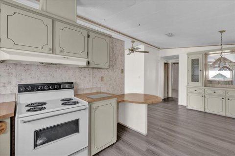Villa ou maison à vendre à Wildwood, Floride: 2 chambres, 106.28 m2 № 1777405 - photo 8