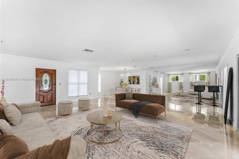 Villa ou maison à vendre à Hallandale Beach, Floride: 3 chambres, 228.73 m2 № 1935748 - photo 6