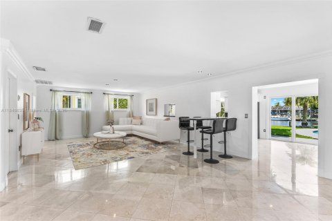 Villa ou maison à vendre à Hallandale Beach, Floride: 3 chambres, 228.73 m2 № 1935748 - photo 9