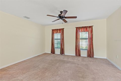 House in DeLand, Florida 3 bedrooms, 135.92 sq.m. № 1687233 - photo 6