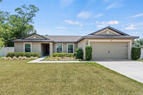 House in DeLand, Florida 3 bedrooms, 135.92 sq.m. № 1687233 - photo 2