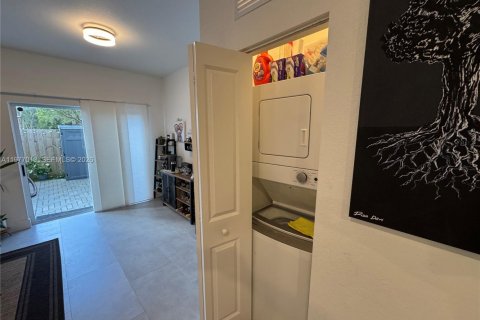 Купить виллу или дом в Хомстед, Флорида 3 спальни, 129.41м2, № 2049038 - фото 18