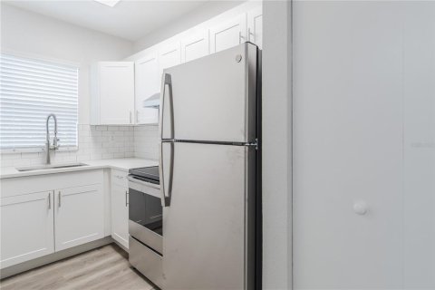 Appartement à louer à Orlando, Floride: 2 chambres, 60.39 m2 № 1916496 - photo 3