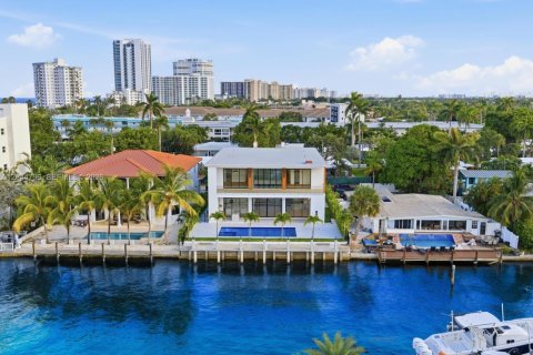 Villa ou maison à Lauderdale-by-the-Sea, Floride 7 chambres, 555.09 m2 № 2306909