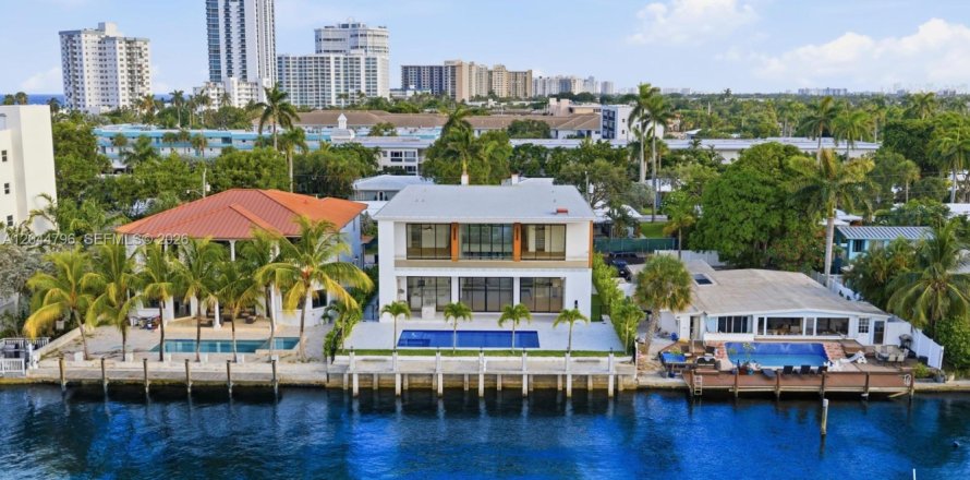 Villa ou maison à Lauderdale-by-the-Sea, Floride 7 chambres, 555.09 m2 № 2306909
