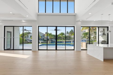 Villa ou maison à vendre à Lauderdale-by-the-Sea, Floride: 7 chambres, 555.09 m2 № 2306909 - photo 6