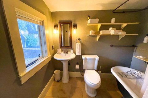 Casa en alquiler en Tampa, Florida, 3 dormitorios, 131.27 m2 № 1877469 - foto 30