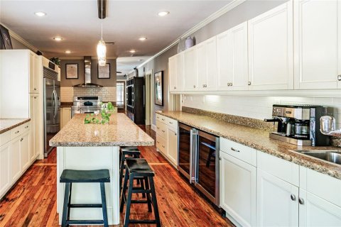 Casa en alquiler en Tampa, Florida, 3 dormitorios, 131.27 m2 № 1877469 - foto 16