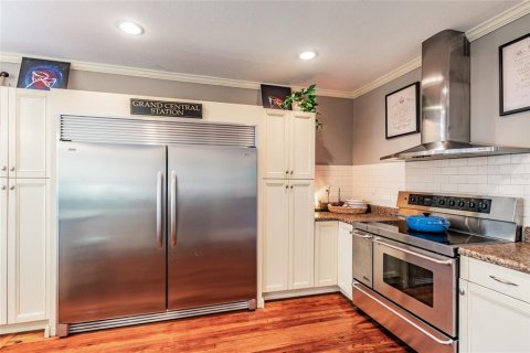 Casa en alquiler en Tampa, Florida, 3 dormitorios, 131.27 m2 № 1877469 - foto 11