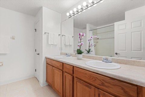 Adosado en venta en Orlando, Florida, 3 dormitorios, 218.97 m2 № 1815089 - foto 21