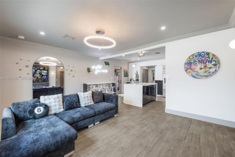 Casa en alquiler en Fort Lauderdale, Florida, 3 dormitorios, 121.79 m2 № 2078149 - foto 16
