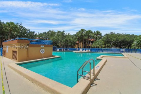 Copropriété à vendre à Miami Lakes, Floride: 1 chambre, 59.46 m2 № 1925760 - photo 20