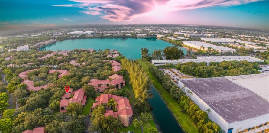 Condo à Miami Lakes, Floride, 1 chambre № 1925760