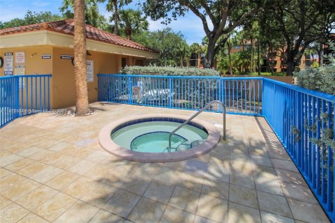 Copropriété à vendre à Miami Lakes, Floride: 1 chambre, 59.46 m2 № 1925760 - photo 22