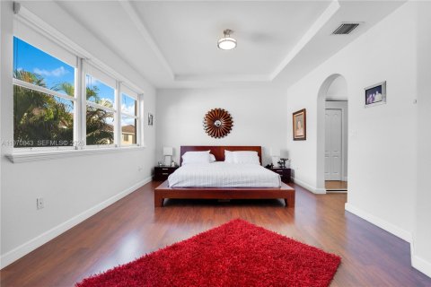 Townhouse in Doral, Florida 3 bedrooms, 211.45 sq.m. № 2031467 - photo 20