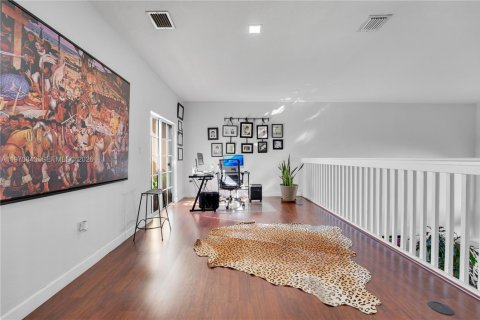 Townhouse in Doral, Florida 3 bedrooms, 211.45 sq.m. № 2031467 - photo 15