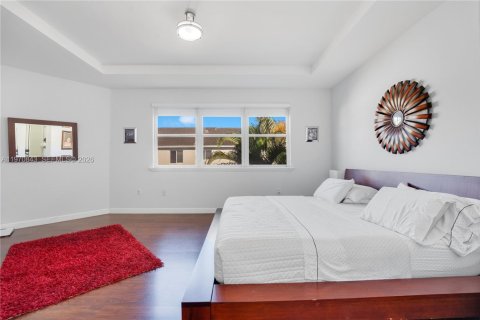 Townhouse in Doral, Florida 3 bedrooms, 211.45 sq.m. № 2031467 - photo 19