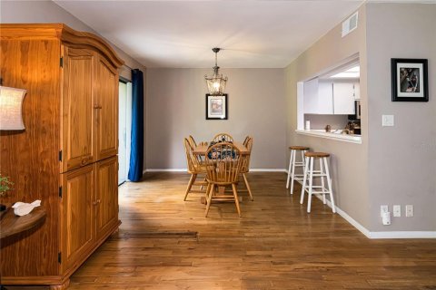 Touwnhouse à vendre à Orlando, Floride: 2 chambres, 129.69 m2 № 1912809 - photo 9