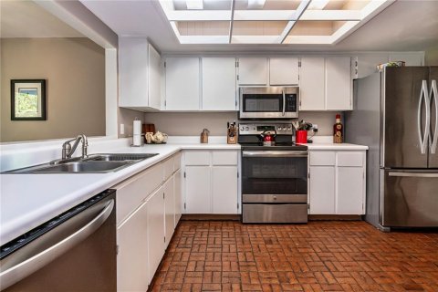 Touwnhouse à vendre à Orlando, Floride: 2 chambres, 129.69 m2 № 1912809 - photo 13