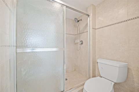 Condo in Homestead, Florida, 2 bedrooms  № 1889402 - photo 19