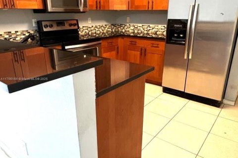Condominio en venta en Deerfield Beach, Florida, 2 dormitorios, 104.42 m2 № 1735814 - foto 2