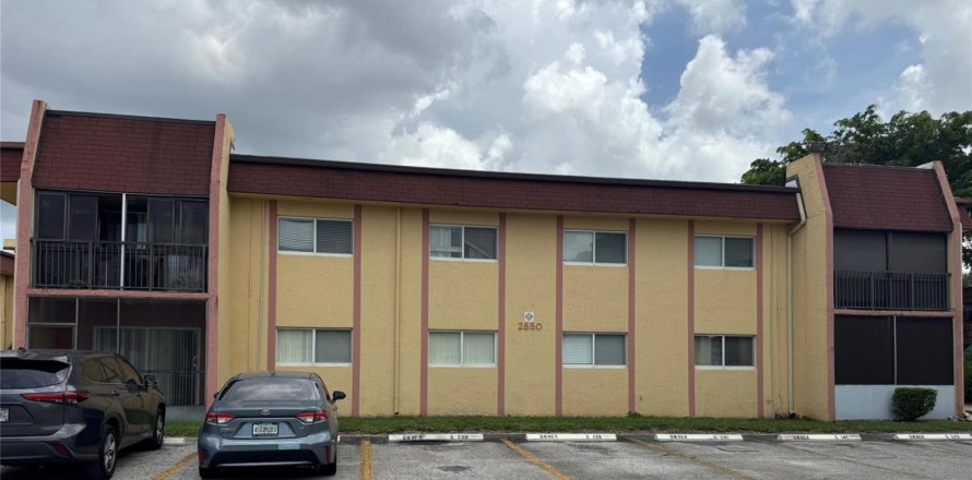 Condo à Lauderhill, Floride, 2 chambres  № 2084556