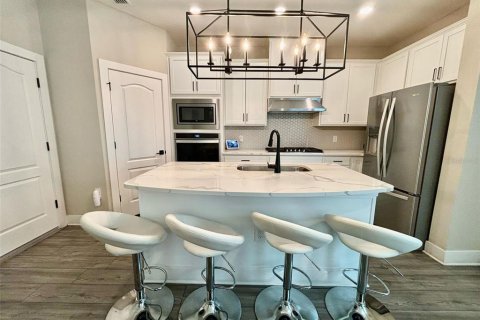 Casa en alquiler en Kissimmee, Florida, 4 dormitorios, 168.8 m2 № 1898697 - foto 5