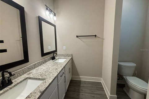 Casa en alquiler en Kissimmee, Florida, 4 dormitorios, 168.8 m2 № 1898697 - foto 8