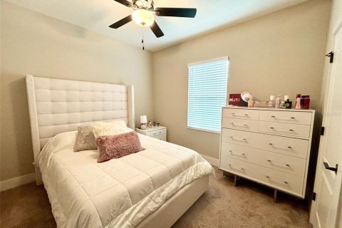 Casa en alquiler en Kissimmee, Florida, 4 dormitorios, 168.8 m2 № 1898697 - foto 9