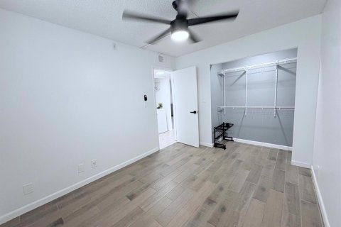Copropriété à louer à Miramar, Floride: 2 chambres, 77.29 m2 № 2432290 - photo 14