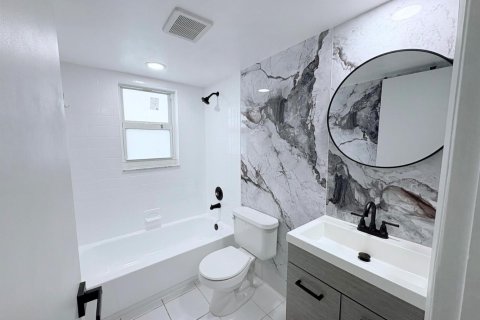 Copropriété à louer à Miramar, Floride: 2 chambres, 77.29 m2 № 2432290 - photo 13