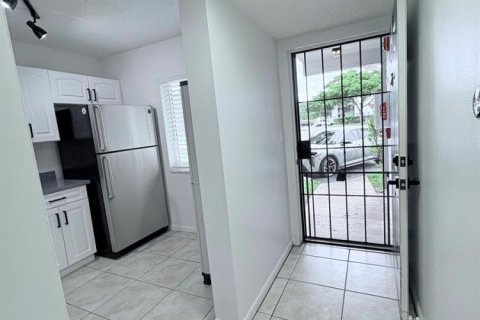 Copropriété à louer à Miramar, Floride: 2 chambres, 77.29 m2 № 2432290 - photo 15