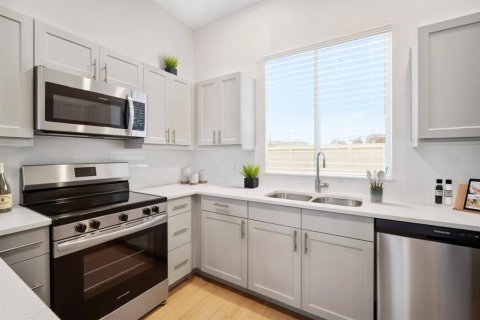 Appartement à louer à Sun City Center, Floride: 1 chambre, 65.03 m2 № 1622927 - photo 11