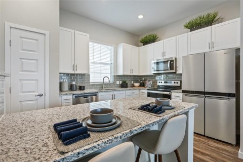 Appartement à louer à Sun City Center, Floride: 1 chambre, 65.03 m2 № 1622927 - photo 1