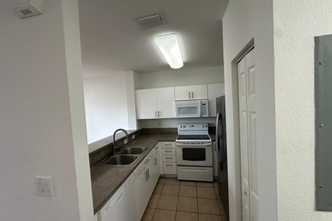 Condominio en alquiler en Homestead, Florida, 3 dormitorios, 98.66 m2 № 2432569 - foto 11