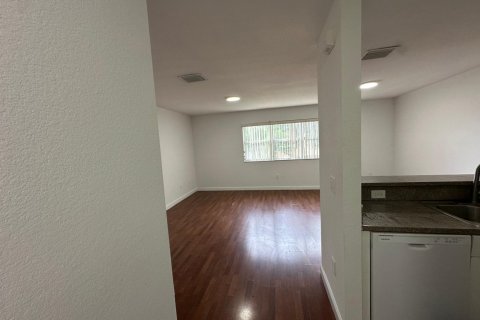 Condominio en alquiler en Homestead, Florida, 3 dormitorios, 98.66 m2 № 2432569 - foto 22