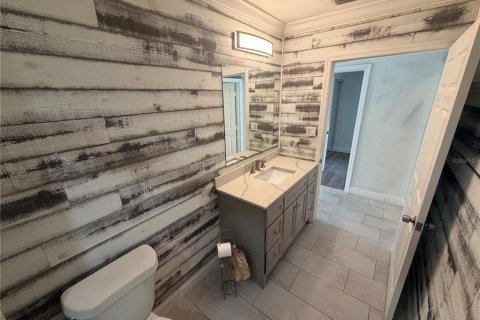 Casa en venta en Tampa, Florida, 4 dormitorios, 208.29 m2 № 2285070 - foto 17