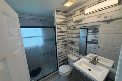 Casa en venta en Tampa, Florida, 4 dormitorios, 208.29 m2 № 2285070 - foto 21