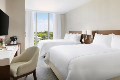 Condo in Bay Harbor Islands, Florida  № 2060109 - photo 8